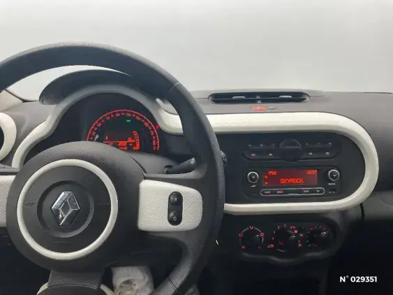 RENAULT TWINGO III - voiture d'occasion - Photo 13