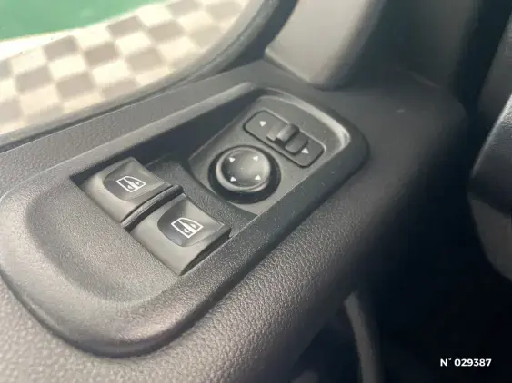 RENAULT MASTER FG III - voiture d'occasion - Photo 15