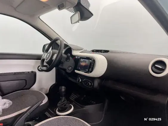 RENAULT TWINGO III - voiture d'occasion - Photo 10