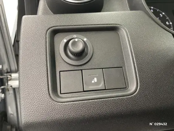 DACIA DUSTER II - voiture d'occasion - Photo 14