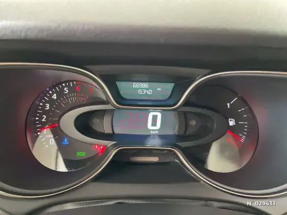 RENAULT CAPTUR - voiture d'occasion - Photo 12