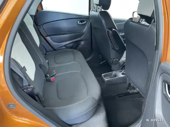 RENAULT CAPTUR - voiture d'occasion - Photo 11