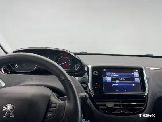 PEUGEOT 2008 - voiture d'occasion - Photo 13