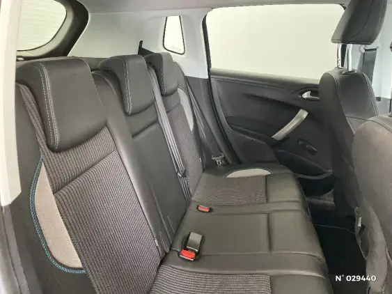 PEUGEOT 2008 - voiture d'occasion - Photo 11