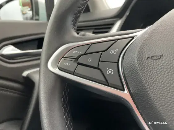 RENAULT CAPTUR II - voiture d'occasion - Photo 15