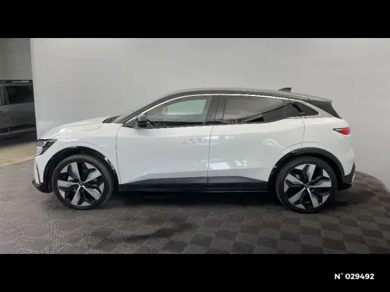 RENAULT MEGANE V - voiture d'occasion - Photo 2