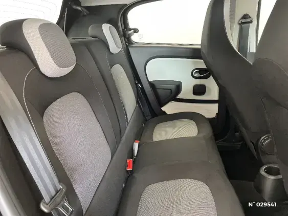 RENAULT TWINGO III - voiture d'occasion - Photo 11