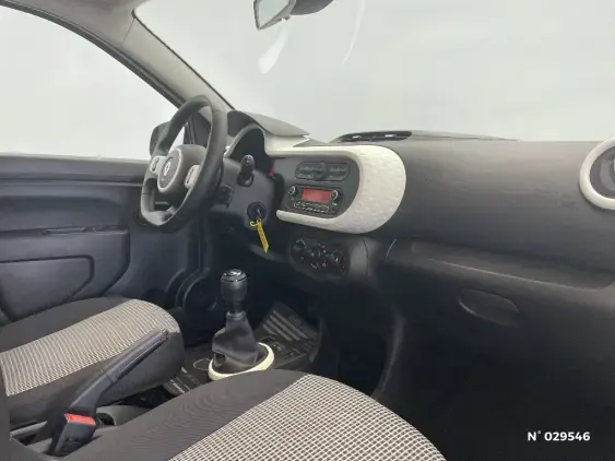 RENAULT TWINGO III - voiture d'occasion - Photo 9