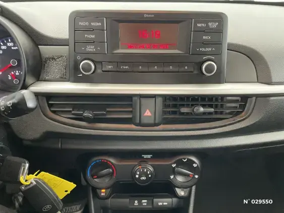 KIA PICANTO III - voiture d'occasion - Photo 13