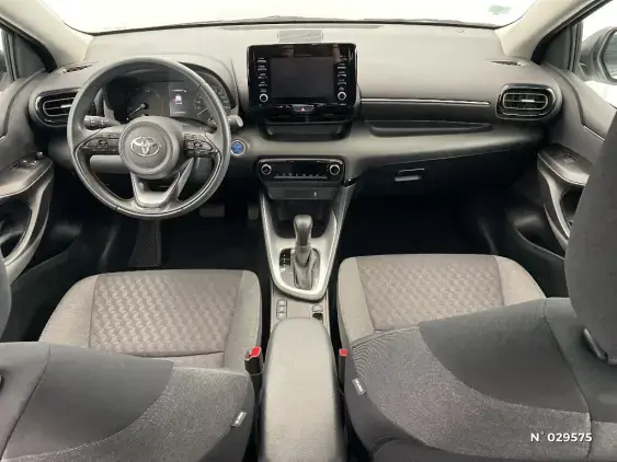 TOYOTA YARIS IV - voiture d'occasion - Photo 9