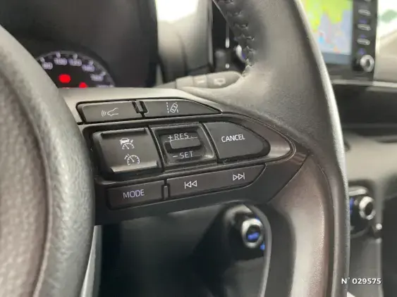 TOYOTA YARIS IV - voiture d'occasion - Photo 15