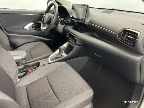 TOYOTA YARIS IV - voiture d'occasion - Photo 10