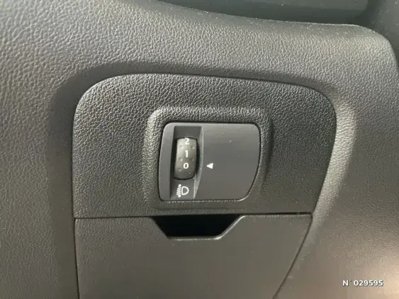 RENAULT SCENIC IV - voiture d'occasion - Photo 15