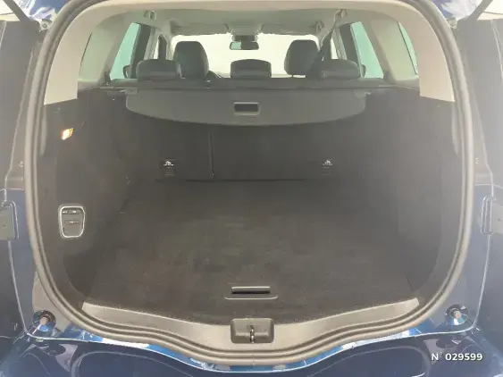 RENAULT SCENIC IV - voiture d'occasion - Photo 7