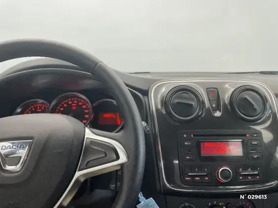 DACIA SANDERO II - voiture d'occasion - Photo 13