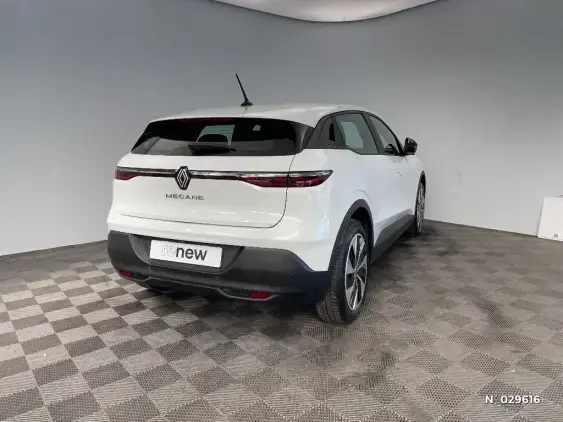 RENAULT MEGANE V - voiture d'occasion - Photo 4
