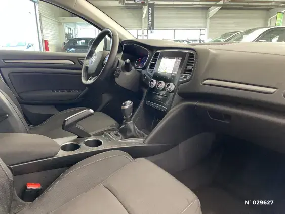 RENAULT MEGANE ESTATE IV - voiture d'occasion - Photo 10