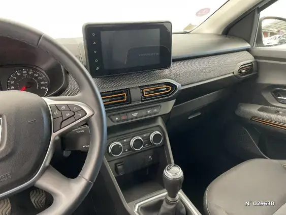 DACIA SANDERO III - voiture d'occasion - Photo 13
