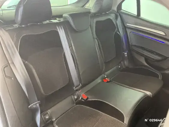 RENAULT MEGANE IV - voiture d'occasion - Photo 11