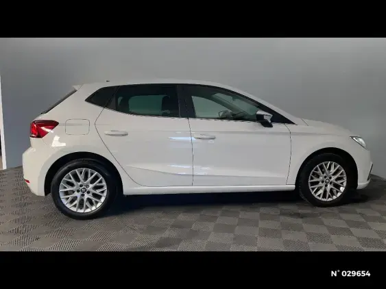 SEAT IBIZA V - voiture d'occasion - Photo 5