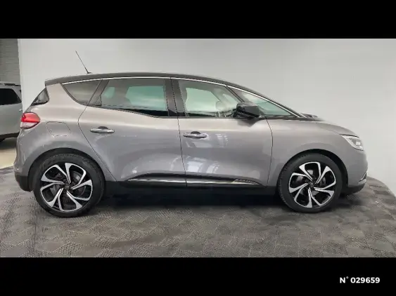 RENAULT SCENIC IV - voiture d'occasion - Photo 5