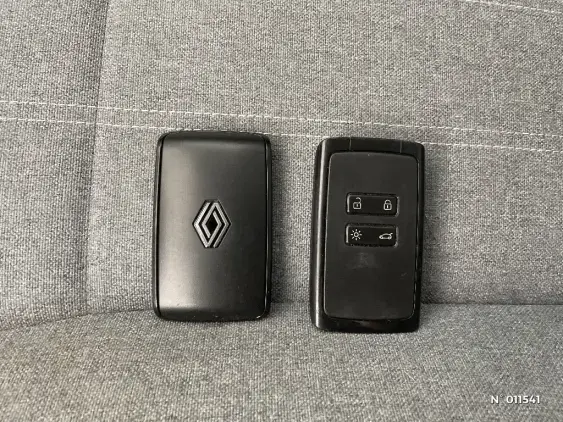 RENAULT MEGANE V - voiture d'occasion - Photo 27