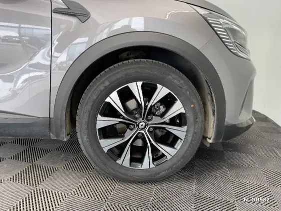 RENAULT CAPTUR II - voiture d'occasion - Photo 8