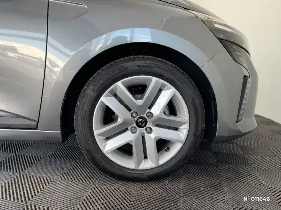 RENAULT CLIO V - voiture d'occasion - Photo 8