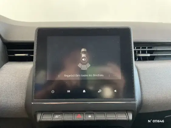 RENAULT CLIO V - voiture d'occasion - Photo 14