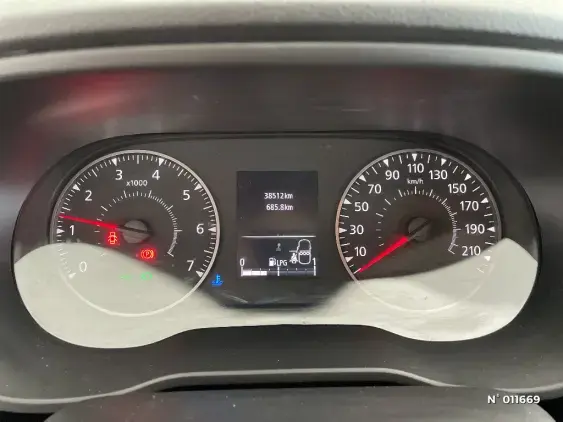 DACIA DUSTER II - voiture d'occasion - Photo 12