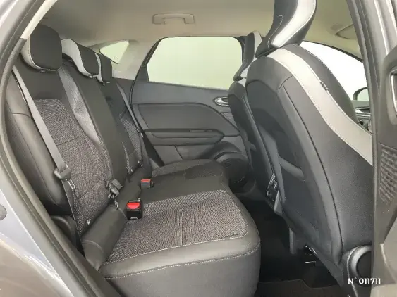 RENAULT CAPTUR II - voiture d'occasion - Photo 11