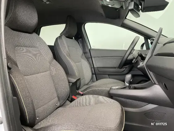 RENAULT CAPTUR II - voiture d'occasion - Photo 10