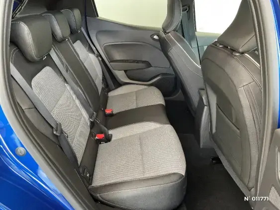 RENAULT CLIO V - voiture d'occasion - Photo 11