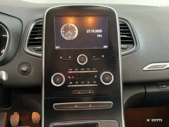 RENAULT SCENIC IV - voiture d'occasion - Photo 13