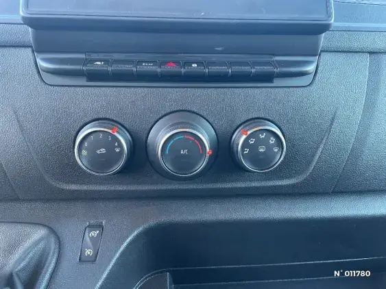 RENAULT MASTER FG III - voiture d'occasion - Photo 14