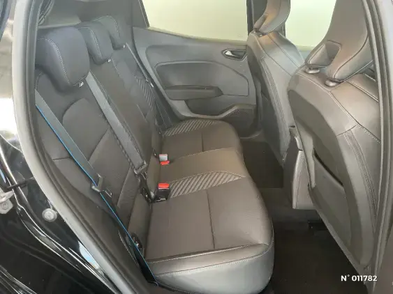 RENAULT CLIO V - voiture d'occasion - Photo 11