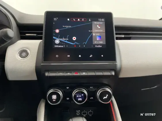 RENAULT CLIO V - voiture d'occasion - Photo 13