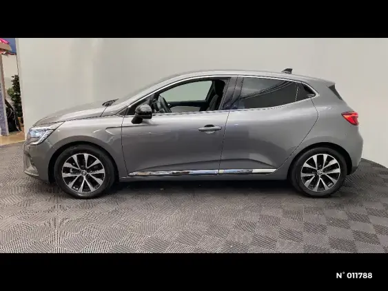 RENAULT CLIO V - voiture d'occasion - Photo 2