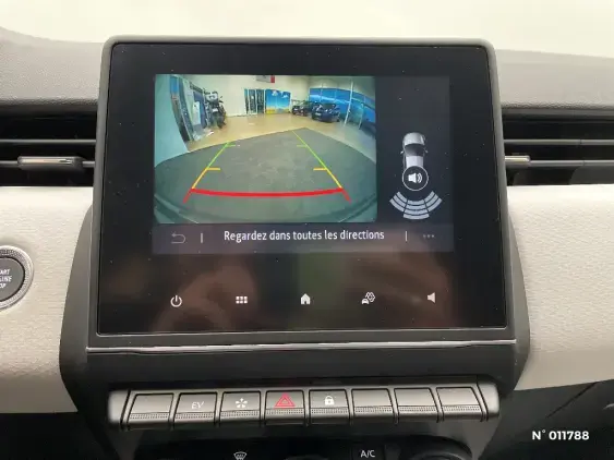 RENAULT CLIO V - voiture d'occasion - Photo 14