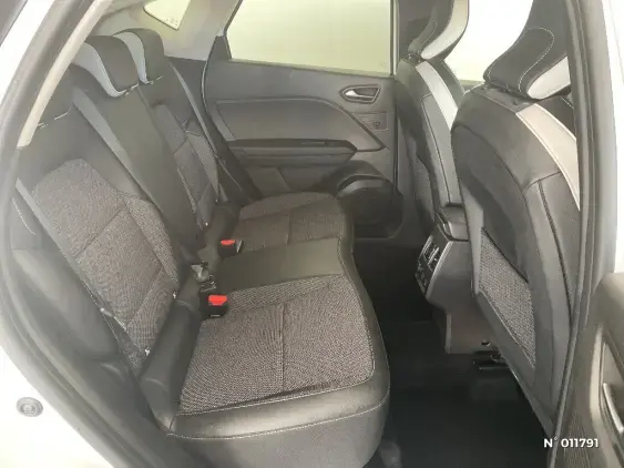 RENAULT CAPTUR II - voiture d'occasion - Photo 11