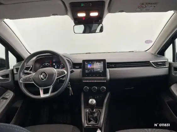 RENAULT CLIO V - voiture d'occasion - Photo 9