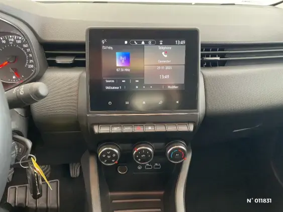 RENAULT CLIO V - voiture d'occasion - Photo 13