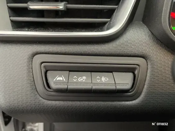 RENAULT CLIO V - voiture d'occasion - Photo 14