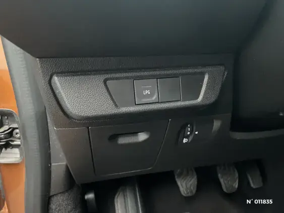 DACIA SANDERO III - voiture d'occasion - Photo 15