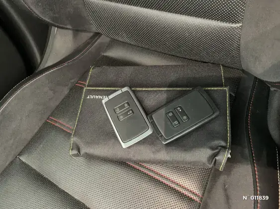 RENAULT ARKANA - voiture d'occasion - Photo 26