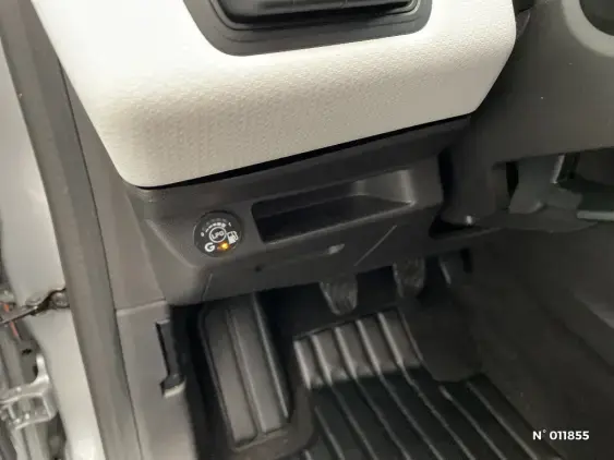 RENAULT CLIO V - voiture d'occasion - Photo 15