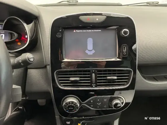 RENAULT CLIO IV - voiture d'occasion - Photo 14