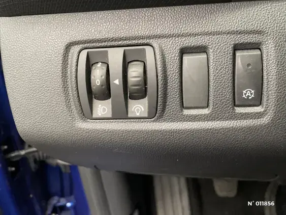 RENAULT CLIO IV - voiture d'occasion - Photo 15