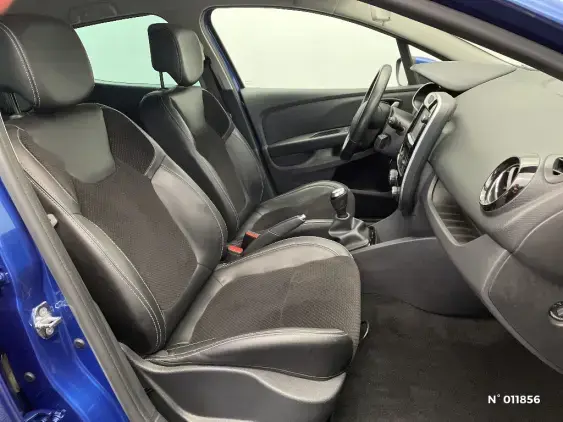 RENAULT CLIO IV - voiture d'occasion - Photo 10