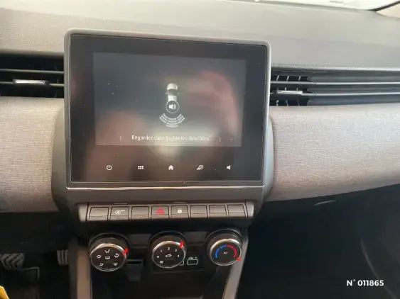 RENAULT CLIO V - voiture d'occasion - Photo 14